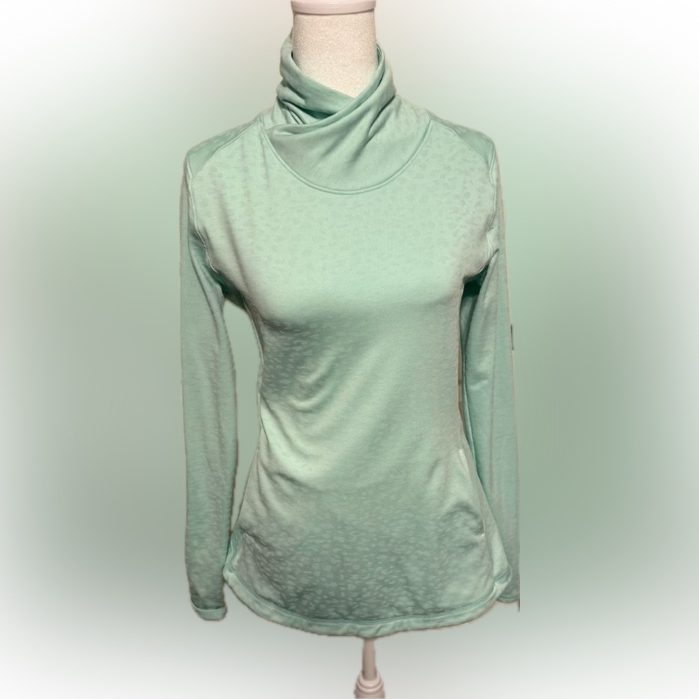 Ladies, long sleeve workout top